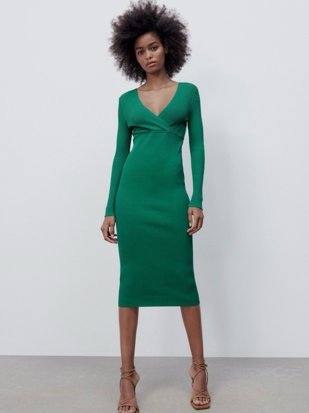Zara Emerald Ribbed V-Neck Long Sleeve Midi Dress